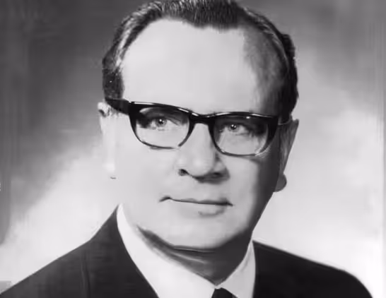 Paul W. Christensen Jr. 